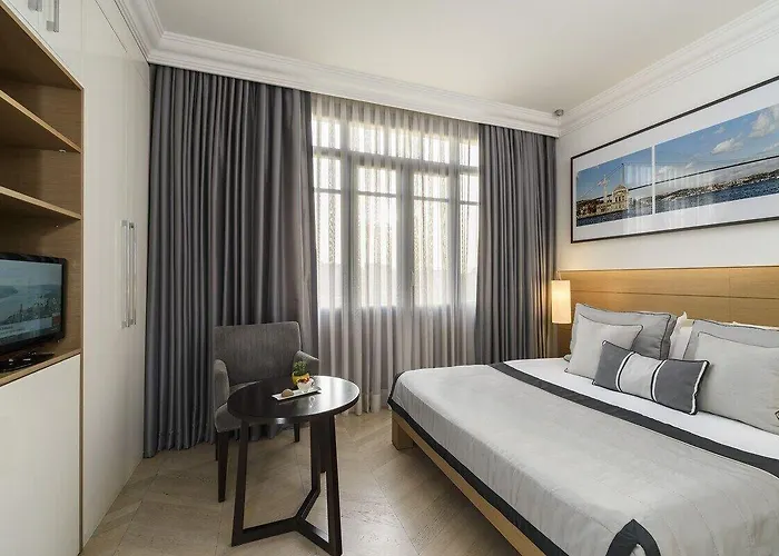 Taksim No15 By Staylab